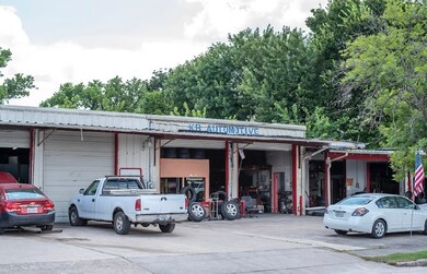 5203 Pinemont Dr, Houston, TX 77092 - photo 2