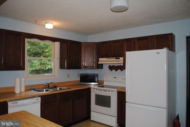 26491 Tin Top School Rd, Mechanicsville, MD 20659 - photo 3