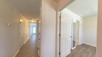Entryway_20210506203953