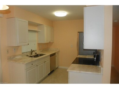 Gorgeous new Kitchen.