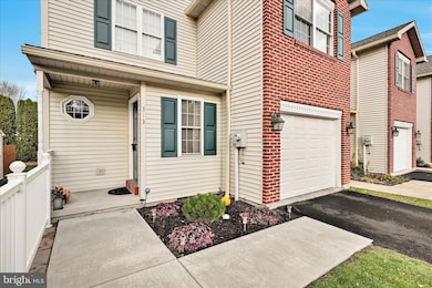 313 Lantern Green Way, Orwigsburg, PA 17961 - photo 5