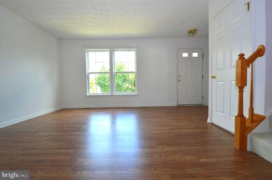 9855 Bayline Cir, Owings Mills, MD 21117 - photo 4