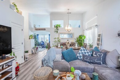 715 Bobcat Ln, Manteca, CA 95336 - photo 6