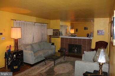 1000 Ray Rd, Hyattsville, MD 20783 - photo 4