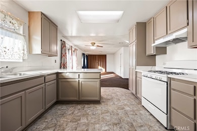 2520 14th St, Riverside, CA 92507 - photo 7