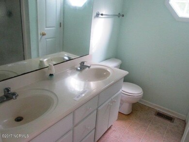 137 Buckskin Master Bathroom