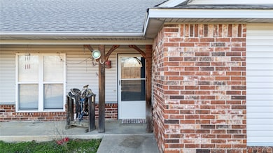 9462 E Yorkshire Ave, Claremore, OK 74017 - photo 4