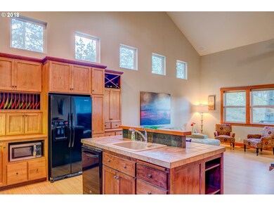 Kitchen/Living Room