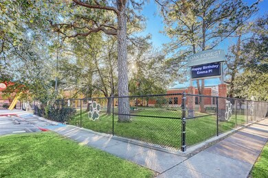 1321 Martin St, Houston, TX 77018 - photo 3