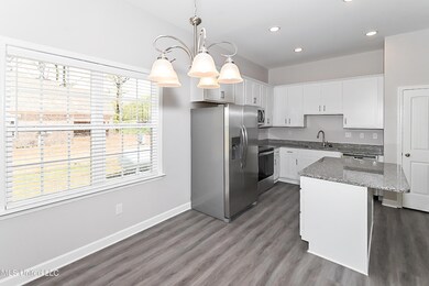 007-photo-dining-room-10842082