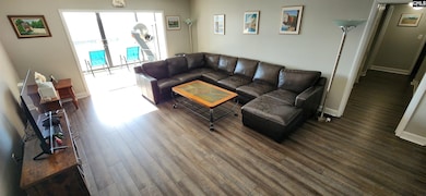 1825 Saint Julian Place unit 10-L, Columbia, SC 29204 - photo 6