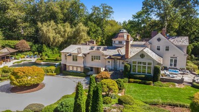 Circle driveway