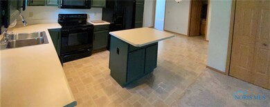 3328 Gleneagle Dr, Findlay, OH 45840 - photo 3