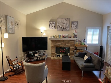 15122 Roxford St unit 2, Sylmar, CA 91342 - photo 3