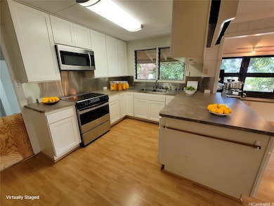 Kitchen 2  (virtually staged)