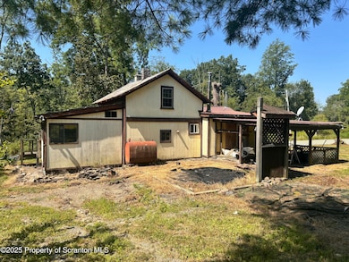 828 W Avery Station Rd, Tunkhannock, PA 18657 - photo 5