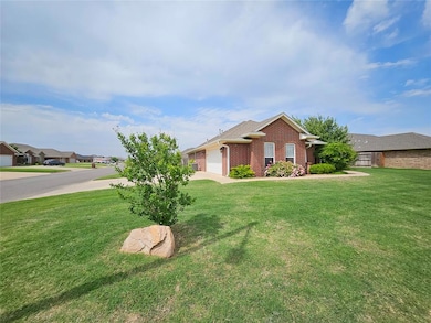 1801 Caribou Cir, Altus, OK 73521 - photo 4