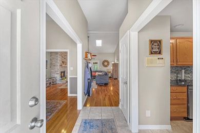 2505 Windward Blvd unit 2505, Champaign, IL 61821 - photo 5