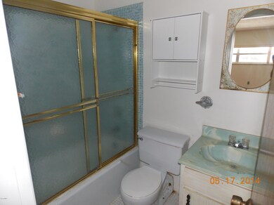 bathroom2