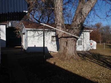 schultes garage 2