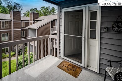 Royal Oaks Condominiums unit 235, Blowing Rock, NC 28605 - photo 4