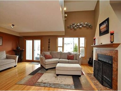 39 Whaler Ln, Quincy, MA 02171 - photo 2