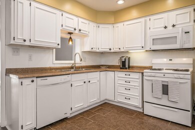 3406 Charlane Parkway-18