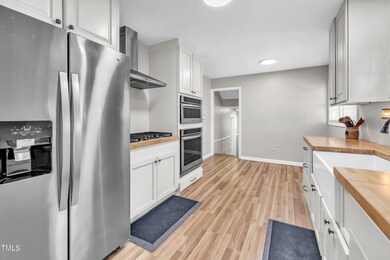 1500 Wellons Ave, Dunn, NC 28334 - photo 7