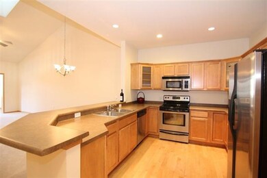 13 Blue Iris Way, Fitchburg, WI 53711 - photo 3