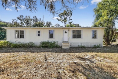 827 Indian Bluff, Winter Haven, FL 33880 - photo 2