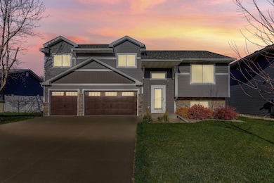 705 4th St S, Buffalo, MN 55313 - photo 2