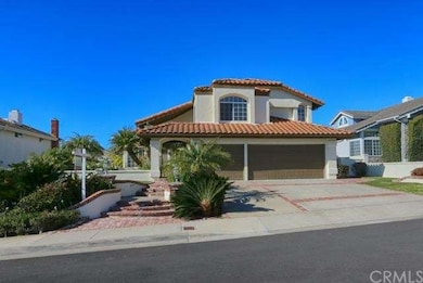 Gorgeous Curb Appeal on a single loaded cul-de-sac