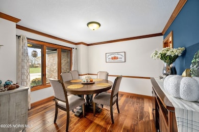 7560 Timbers Blvd, Waterville, OH 43566 - photo 5