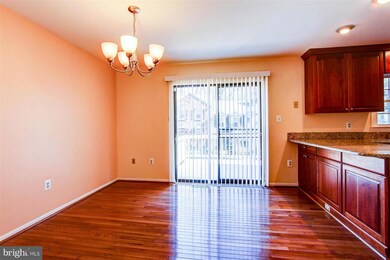 11526 Pine Cone Ct, Reston, VA 20191 - photo 7