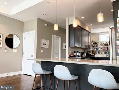 717 Hobart Place NW unit A, Washington, DC 20001 - photo 4