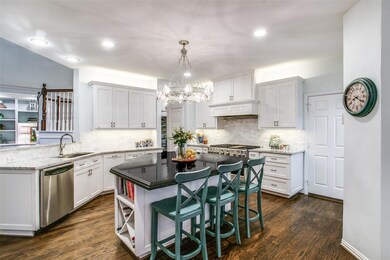 805 Oakcrest Ct, Southlake, TX 76092 - photo 7