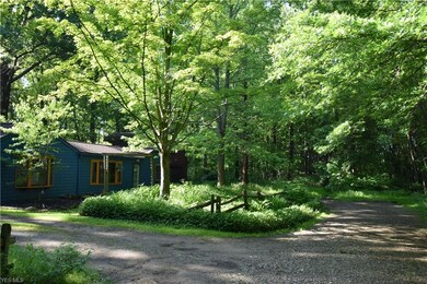 525 Mapleview Ave, Sheffield Lake, OH 44054 - photo 2