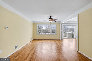 7609 Mulberry Bottom Ln, Springfield, VA 22153 - photo 3