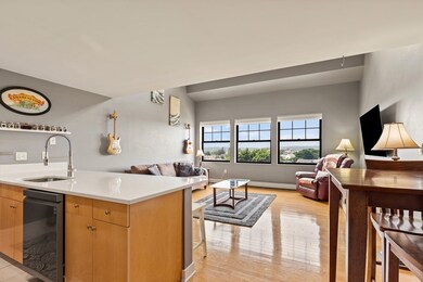 72 Ashland St unit 403, Malden, MA 02148 - photo 7