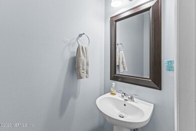 2390 Sunset Bluff Dr, Jacksonville, FL 32216 - photo 7