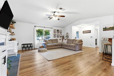 1438 Indianapolis Ave, Clovis, CA 93611 - photo 7