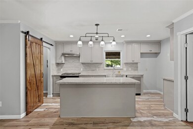 1410 Davis Bend Rd, Alvin, TX 77511 - photo 3