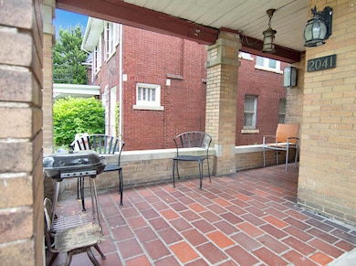 IMG_6255.FRONT PORCH