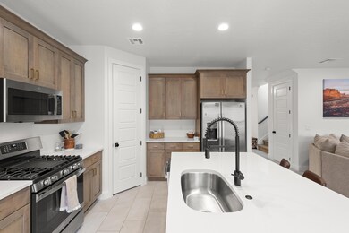 2388 E Cascada Way, Washington, UT 84780 - photo 7