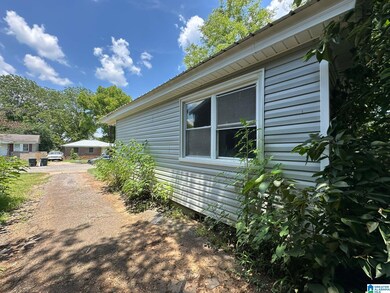 2805 32nd Way SW, Birmingham, AL 35221 - photo 6