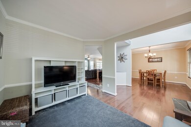 2501 Walden Dr, Crofton, MD 21114 - photo 6