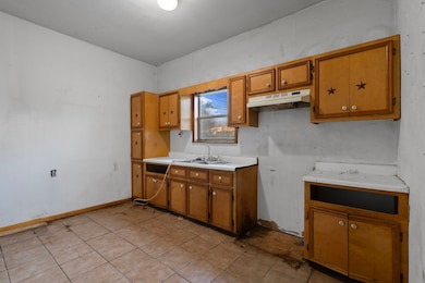 9429 E Avenue H, Houston, TX 77012 - photo 3