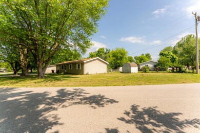 122 E Chrysler (8 of 25)