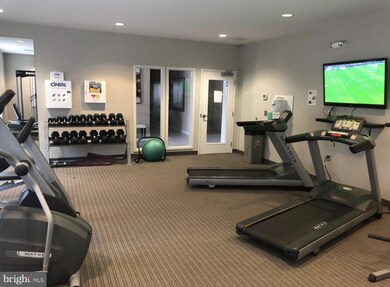 19425 Dover Cliffs Cir, Germantown, MD 20874 - photo 4