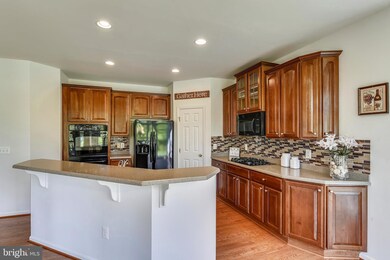 10931 Southcoate Village Dr, Bealeton, VA 22712 - photo 7